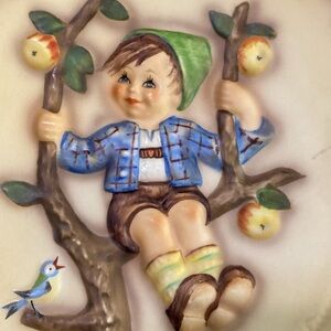 Goebel porcelain 1977 decor plate